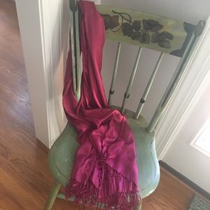 Long scarf/wrap in burgundy